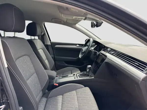 VW PASSAT VARIANT (14/16)