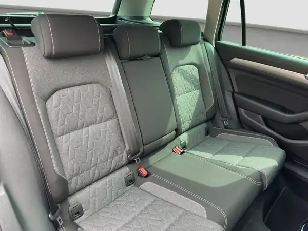 VW PASSAT VARIANT (15/16)