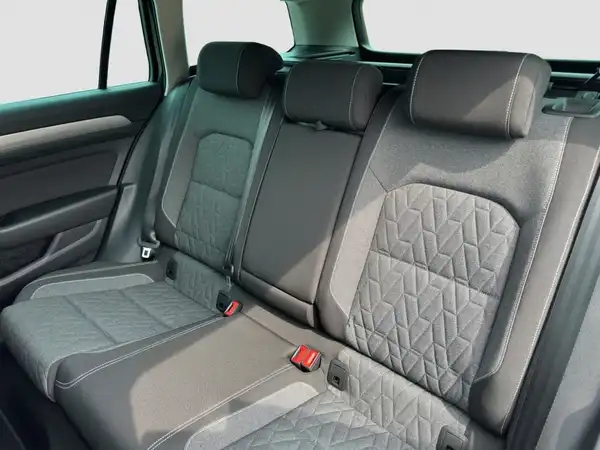 VW PASSAT VARIANT (9/16)