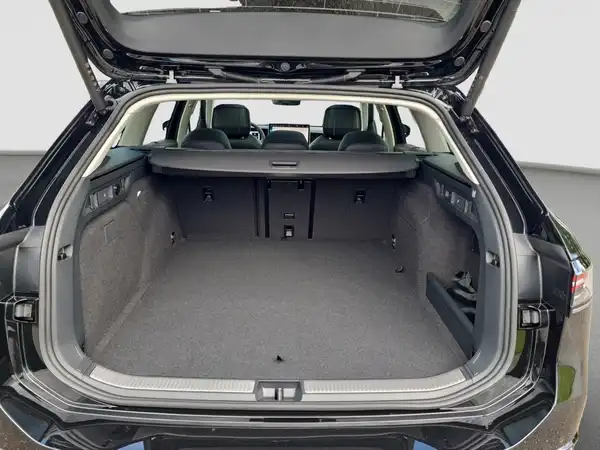 VW PASSAT (13/17)