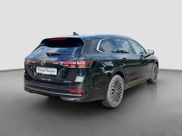 VW PASSAT (5/17)