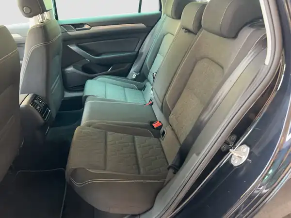 VW PASSAT VARIANT (9/16)