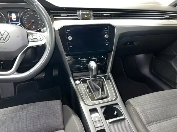 VW PASSAT VARIANT (12/16)
