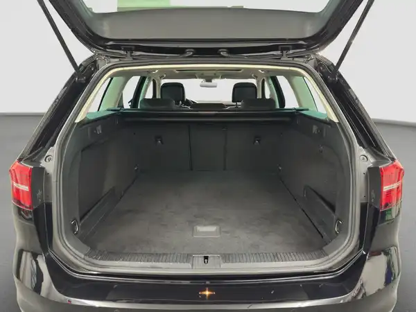 VW PASSAT VARIANT (13/17)
