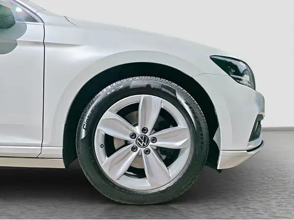 VW PASSAT VARIANT (15/16)
