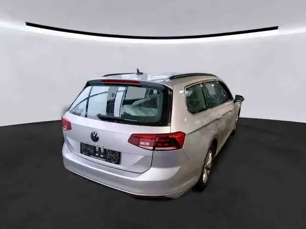 VW PASSAT VARIANT (3/6)