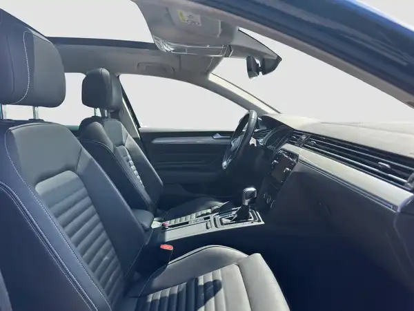 VW PASSAT VARIANT (15/17)