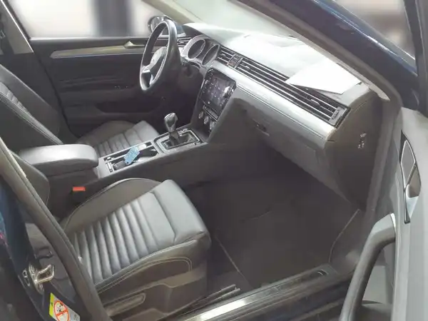 VW PASSAT VARIANT (8/10)