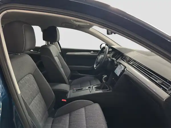 VW PASSAT VARIANT (14/16)
