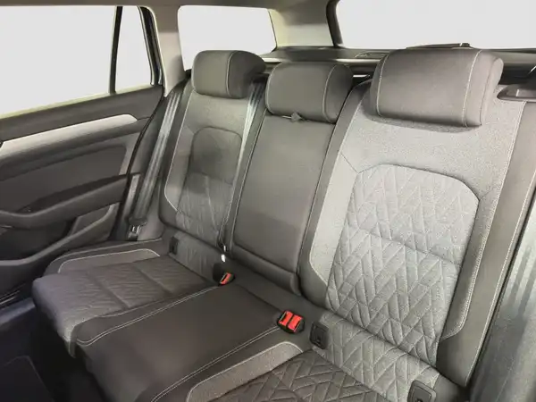 VW PASSAT VARIANT (9/16)