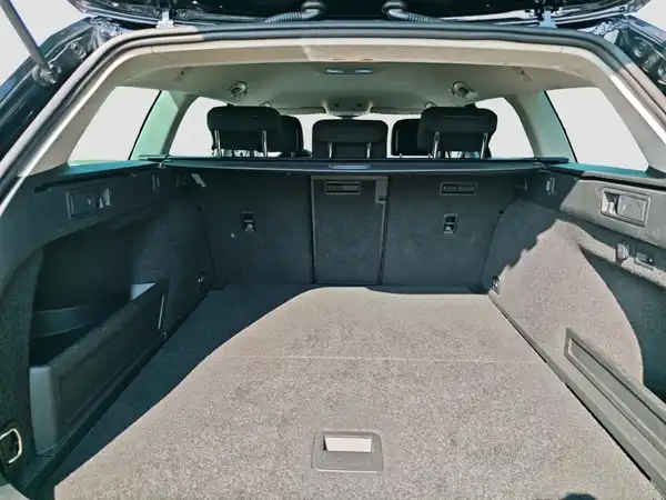 VW PASSAT VARIANT (13/17)