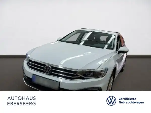 VW PASSAT VARIANT (2/4)