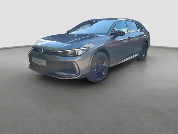 VW PASSAT (1/16)