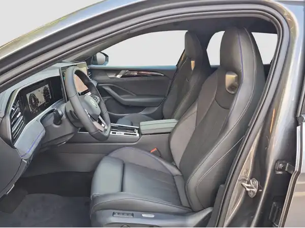 VW PASSAT (8/16)