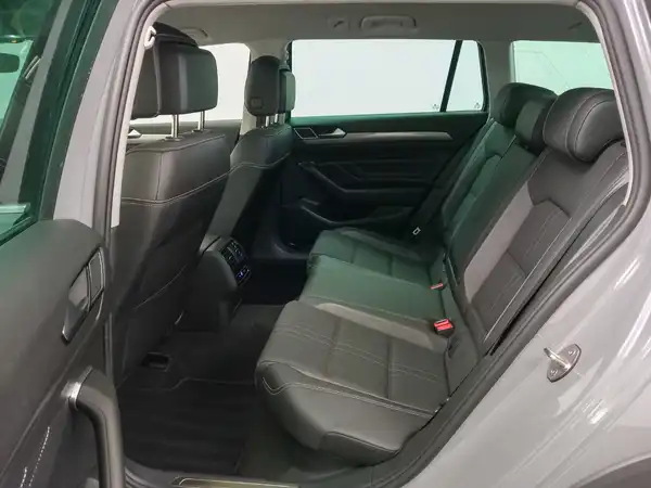 VW PASSAT ALLTRACK (11/20)