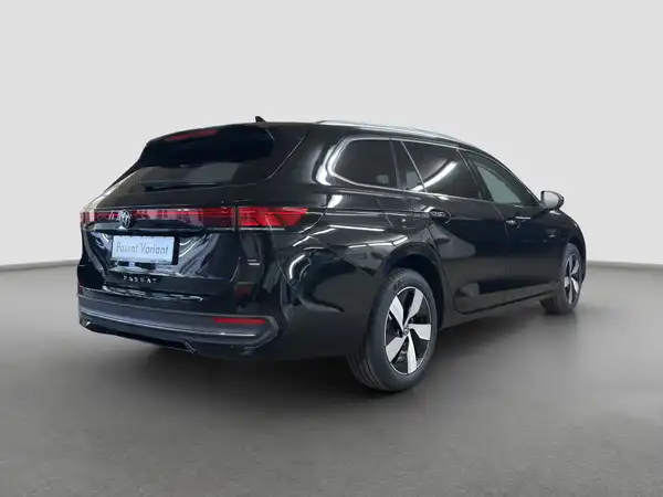 VW PASSAT (5/17)