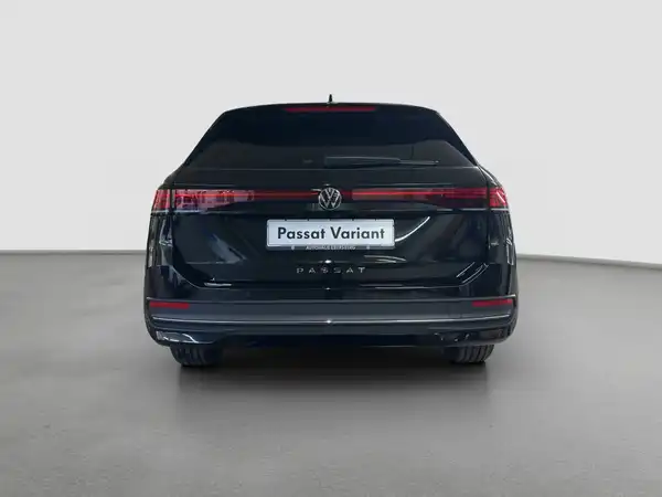 VW PASSAT (6/17)