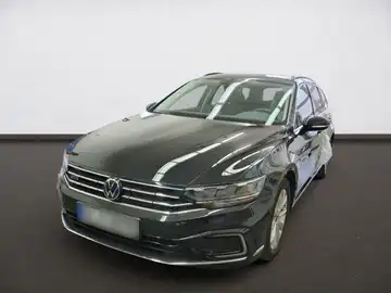 VW PASSAT VARIANT (1/4)
