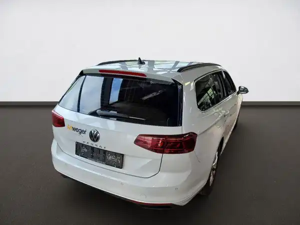 VW PASSAT VARIANT (3/3)