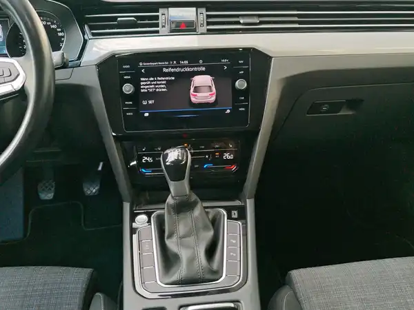 VW PASSAT VARIANT (12/16)