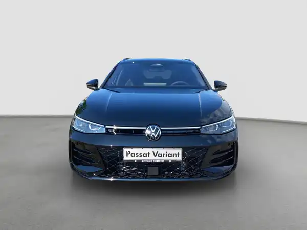 VW PASSAT (3/17)