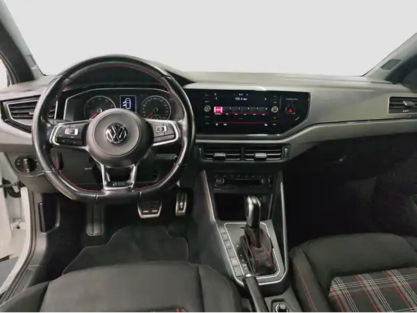 VW POLO GTI (10/16)
