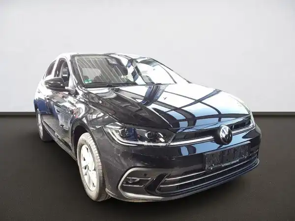 VW POLO (4/7)