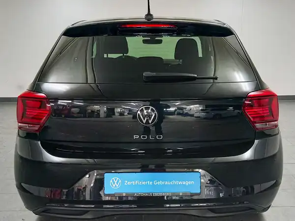 VW POLO (6/18)