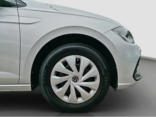 VW POLO (16/16)