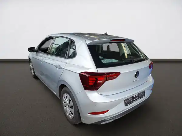 VW POLO (3/5)