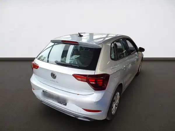 VW POLO (5/5)