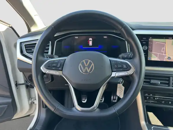 VW POLO (11/16)