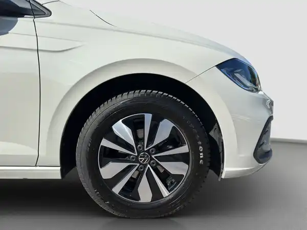 VW POLO (16/16)