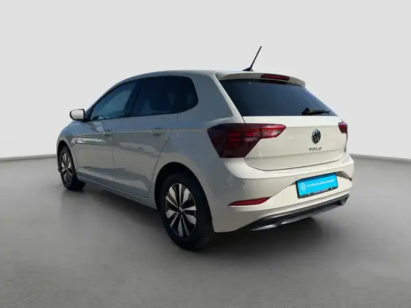 VW POLO (7/16)