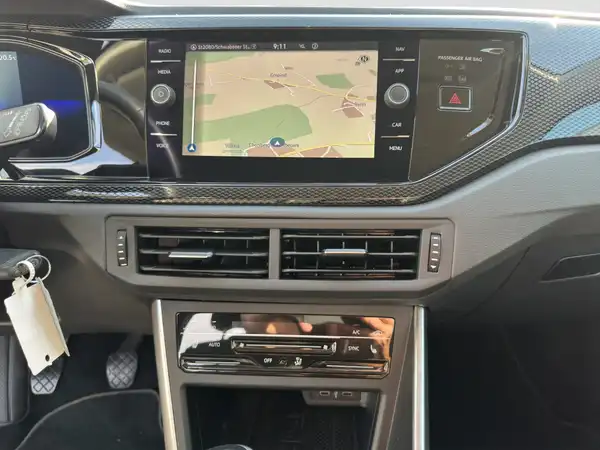 VW POLO (12/16)