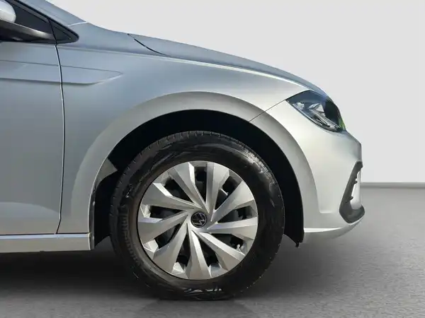 VW POLO (16/16)