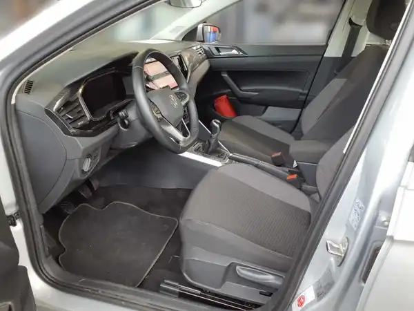 VW POLO (6/6)
