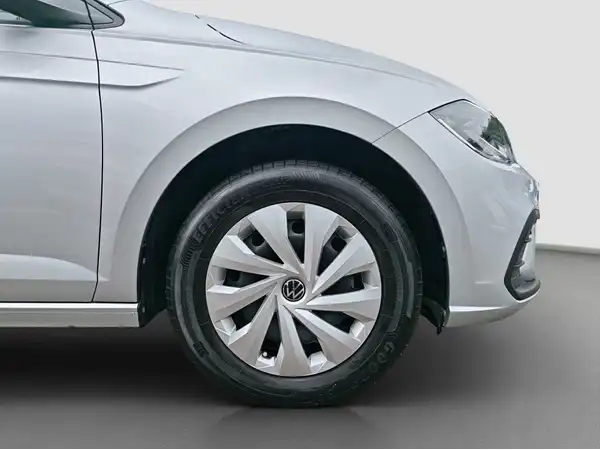 VW POLO (16/16)