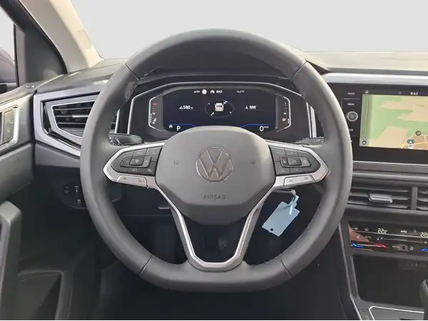 VW POLO (11/16)