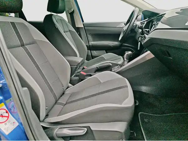 VW POLO (14/16)