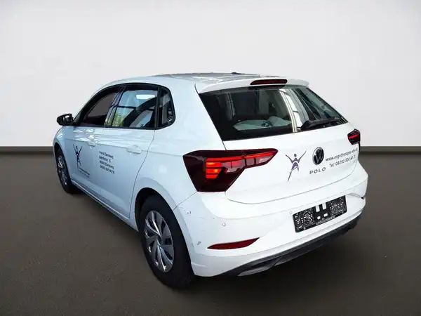 VW POLO (5/7)