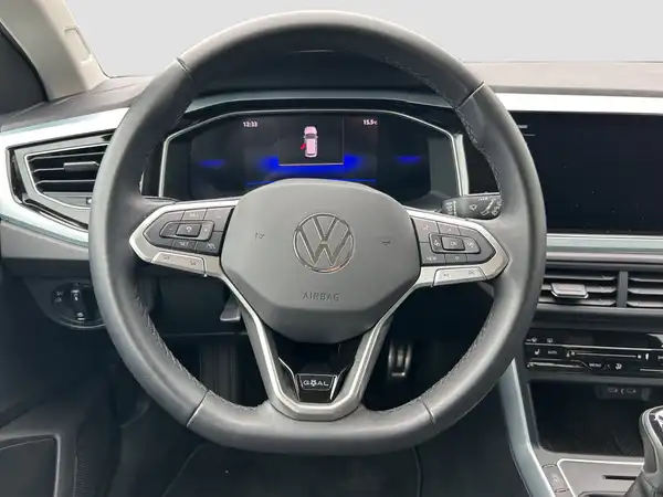 VW POLO (11/16)