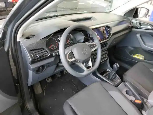 VW T-CROSS (4/5)
