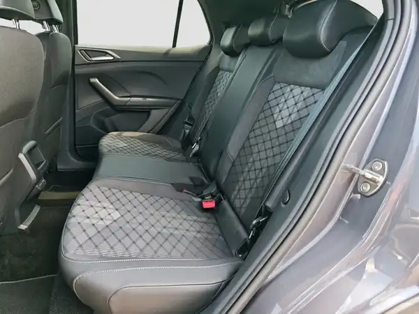 VW T-CROSS (9/16)