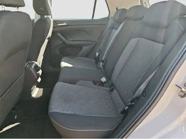 VW T-CROSS (9/16)