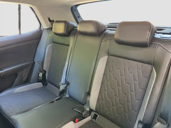 VW T-CROSS (9/16)