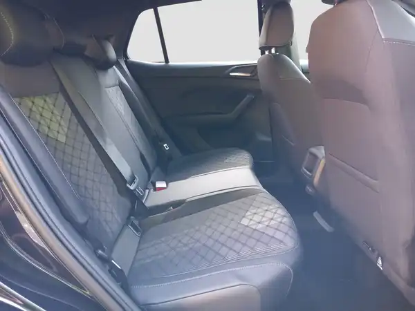 VW T-CROSS (15/16)