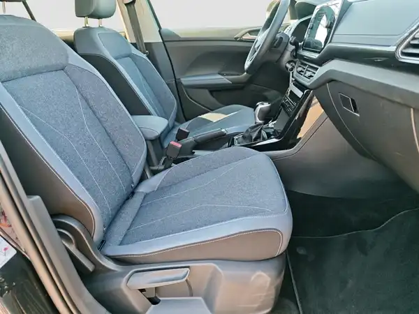 VW T-CROSS (15/17)