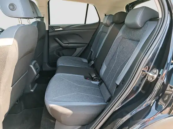 VW T-CROSS (9/17)