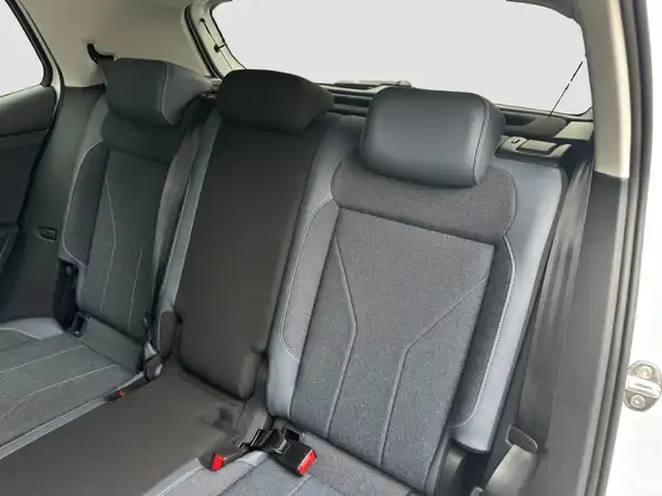 VW T-CROSS (9/17)